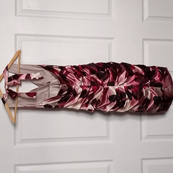 Le Chateau Fitted Halter Dress Small - Picture 5 of 8